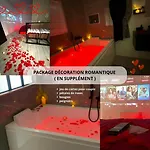 Luxurious And Balneotherapy Relaxation Area *