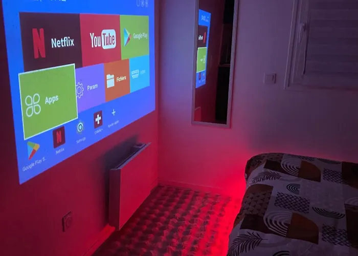 Luxurious And Balneotherapy Relaxation Area Feriehus Clermont-Ferrand